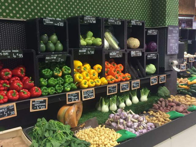 SAINT BRIEUC -  A VENDRE PRIMEUR, EPICERIE FINE - EMPLACEMENT... — photo du bien