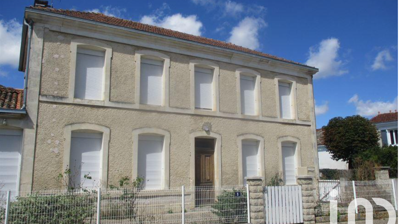 maison 7 pièces 221 m2 à vendre à La Devise (17700)