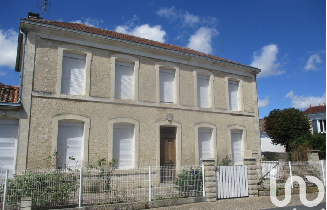 maison 7 pièces 221 m2 à vendre à La Devise (17700)