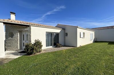 vente maison 380 000 € à proximité de Sainte-Radégonde-des-Noyers (85450)