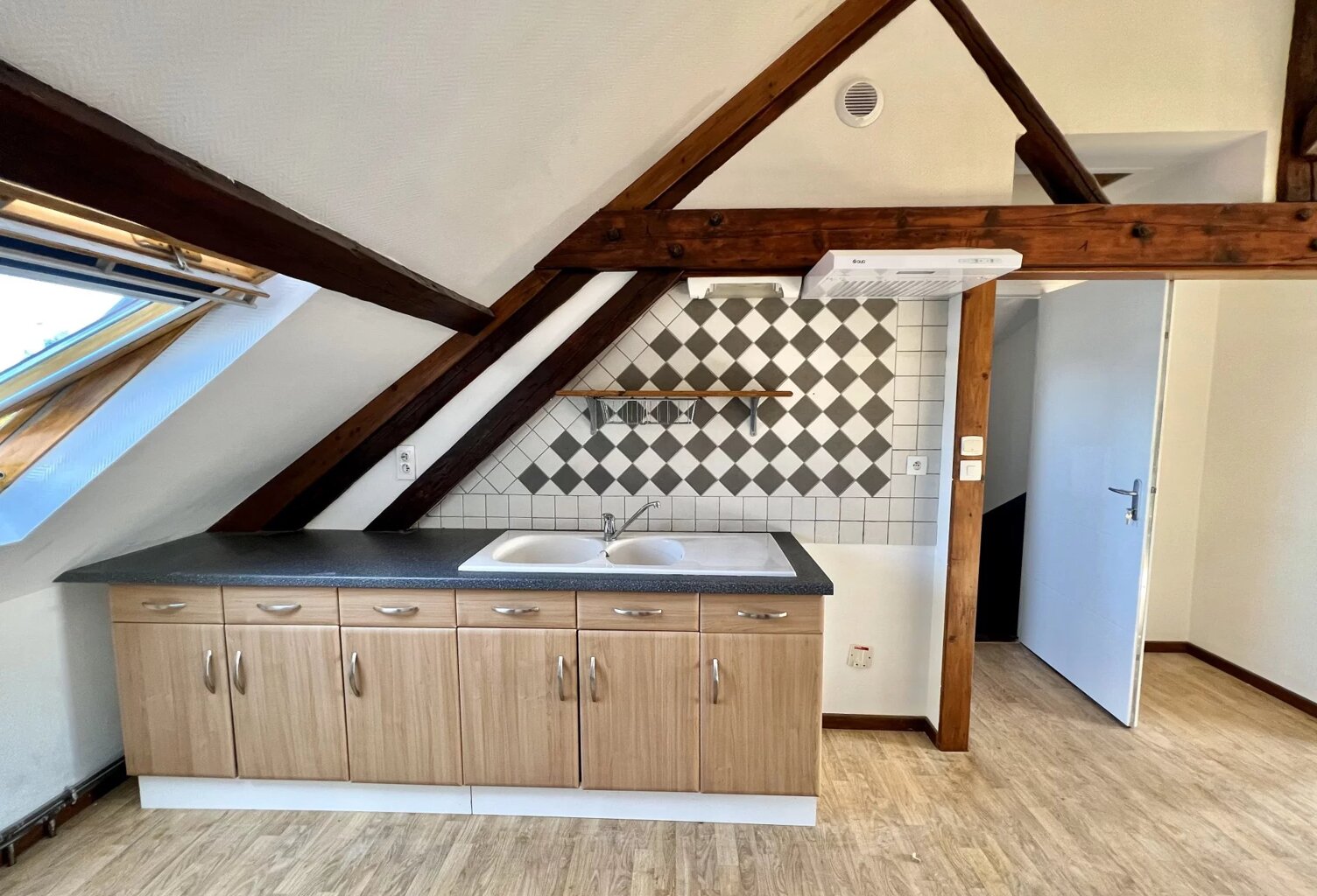 Location appartement  33 m² à Fourmies (59610) — photo 1