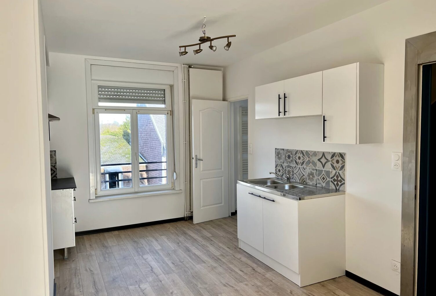 Location appartement  43 m² à Fourmies (59610) — photo 1