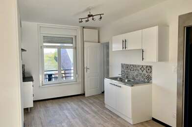 Appartement  590 €