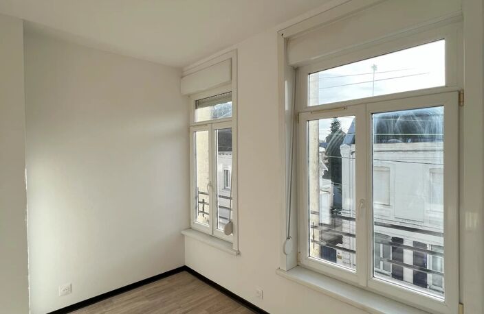 Location appartement  43 m² à Fourmies (59610) — photo 4