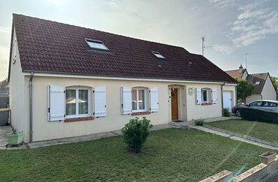 vente maison 209 900 € à proximité de Prunay-Cassereau (41310)