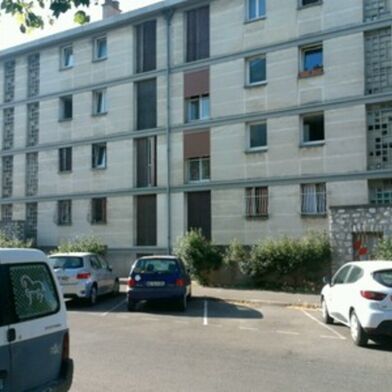 Appartement 4 pièces 105000 €