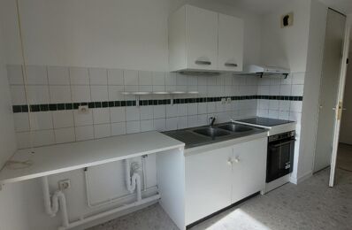 location appartement 850 € CC /mois à proximité de Sainghin-en-Weppes (59184)