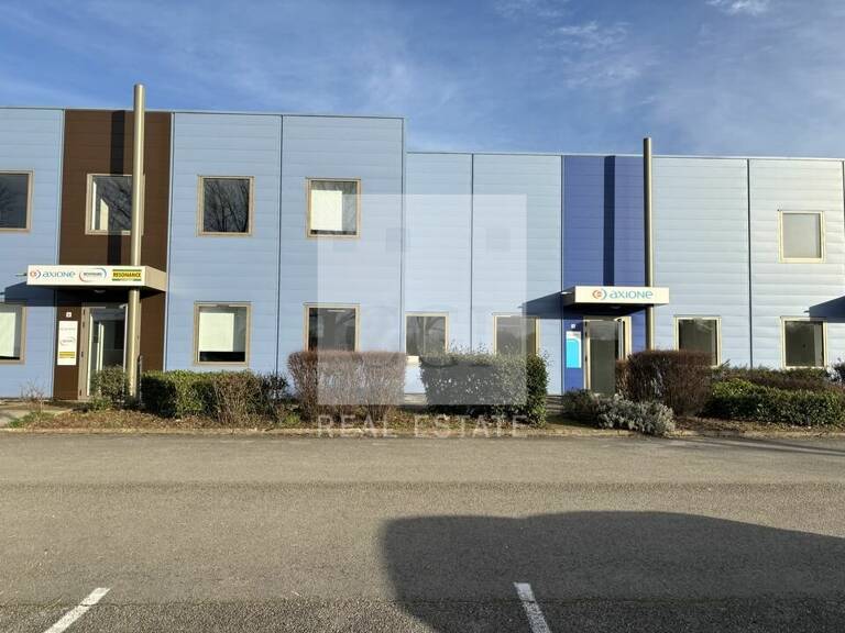 BUREAUX à LOUER — photo 1