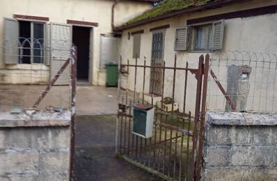 vente maison 77 000 € à proximité de Treigny-Perreuse-Sainte-Colombe (89520)