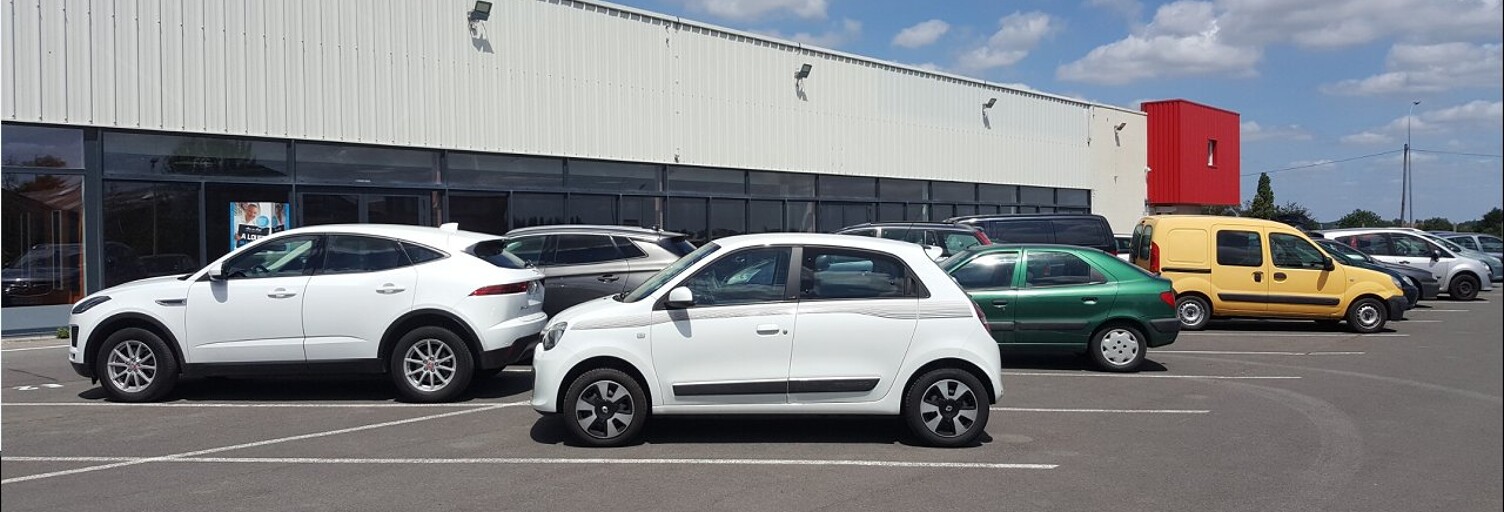 Commerce  215 m² à louer à Annezin (62232)