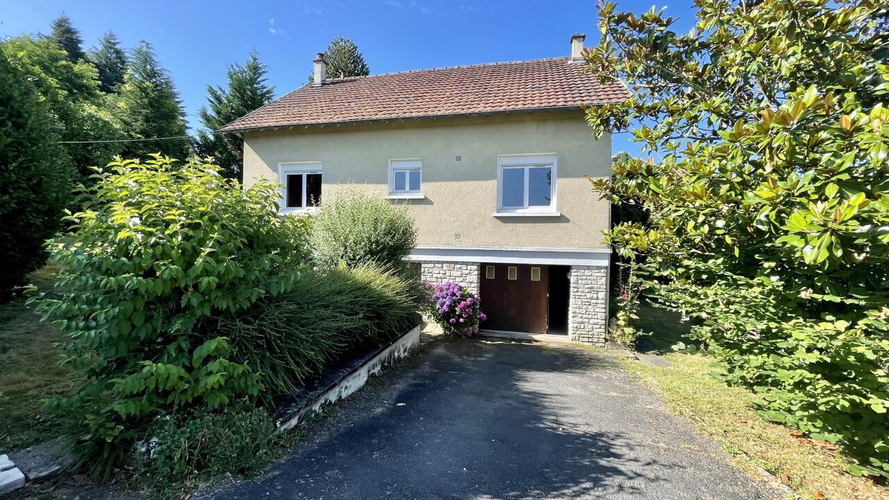 maison 5 pièces 126 m2 à vendre à Saint-Yrieix-la-Perche (87500)