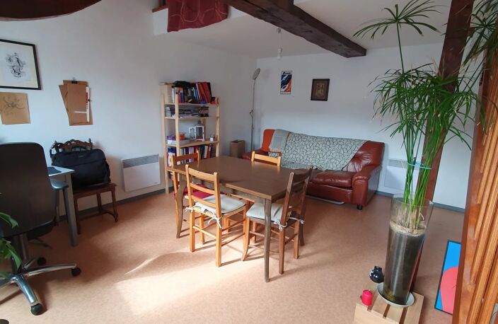 Location appartement 2 pièces 74 m² à Solre-le-Château (59740) — photo 3
