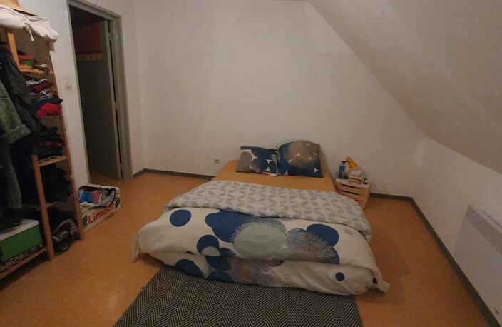 Location appartement 2 pièces 74 m² à Solre-le-Château (59740) — photo 4
