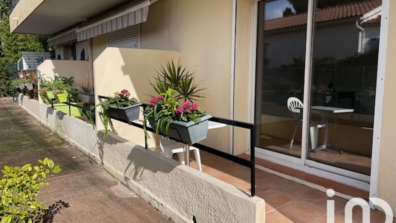 appartement 2 pièces 33 m2 à vendre à Saint-Raphaël (83530)