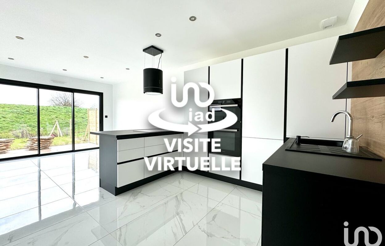 maison 6 pièces 126 m2 à vendre à Vezin-le-Coquet (35132)