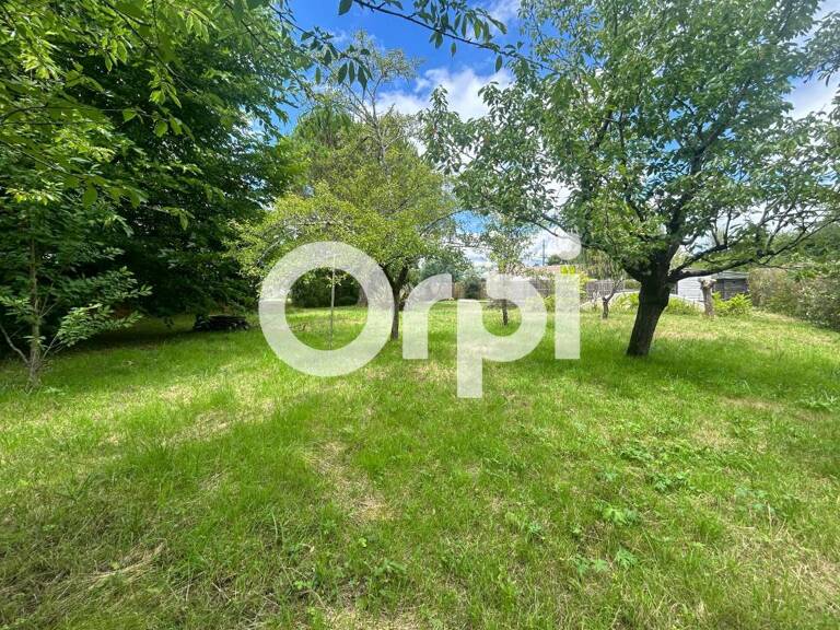 Terrain St Loubes 1100 m2 division possible en deux terrains — photo 1
