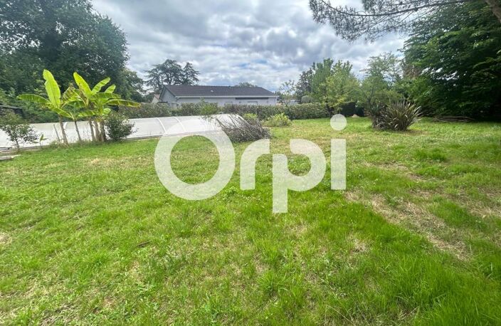 Terrain St Loubes 1100 m2 division possible en deux terrains — photo 3
