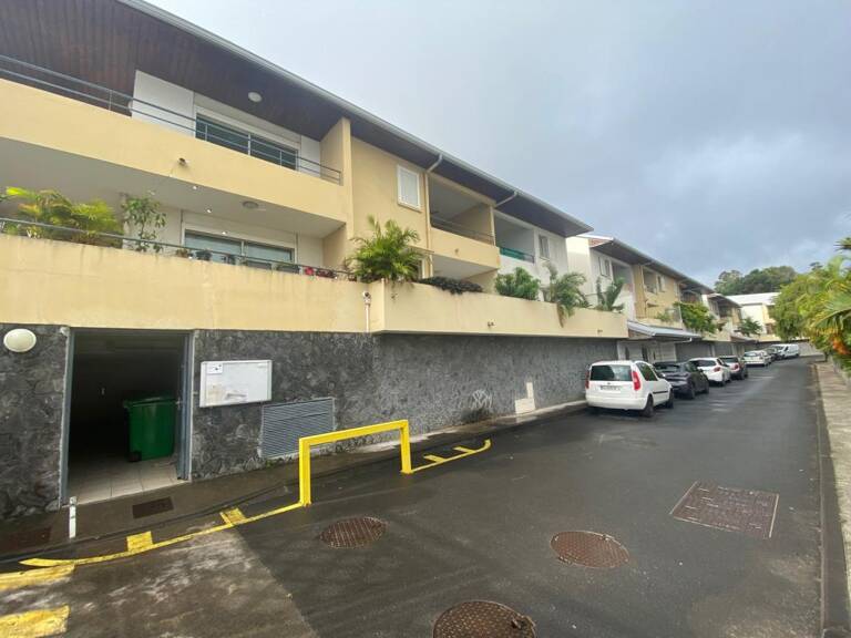 A VENDRE APPARTEMENT T3 ST PIERRE LIGNE DES BAMBOUS — photo 1
