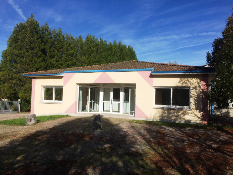LOCAL PROFESSIONNEL - BUREAUX 240 M2 - ATELIER 460 M2 — photo 1