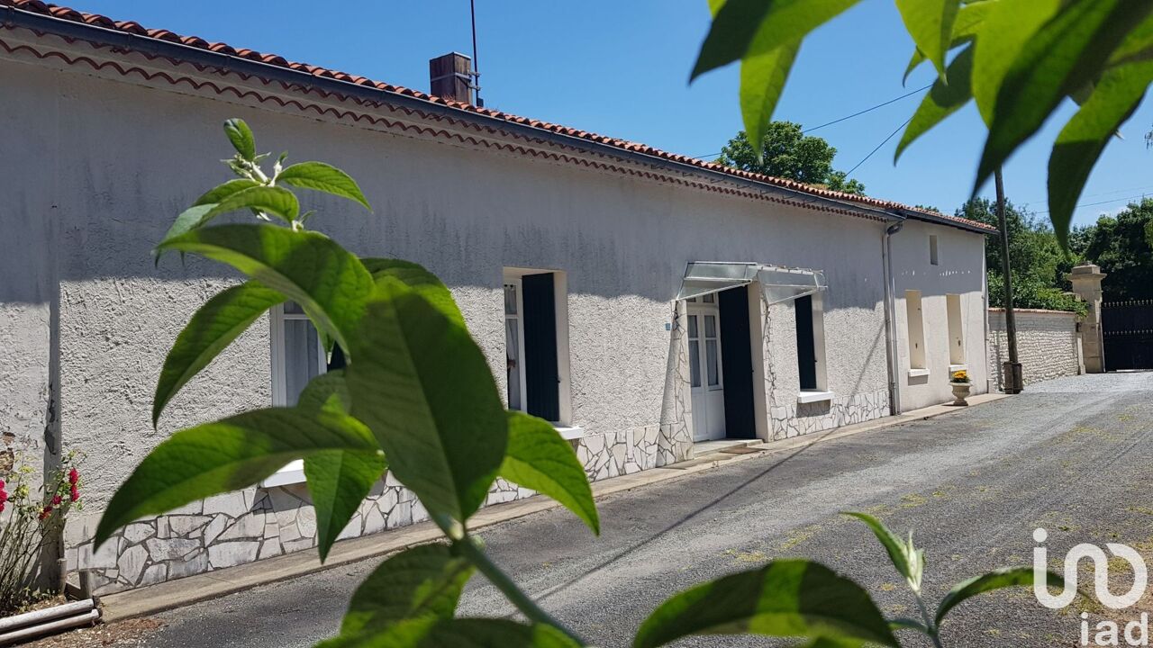 maison 8 pièces 362 m2 à vendre à Marsais (17700)