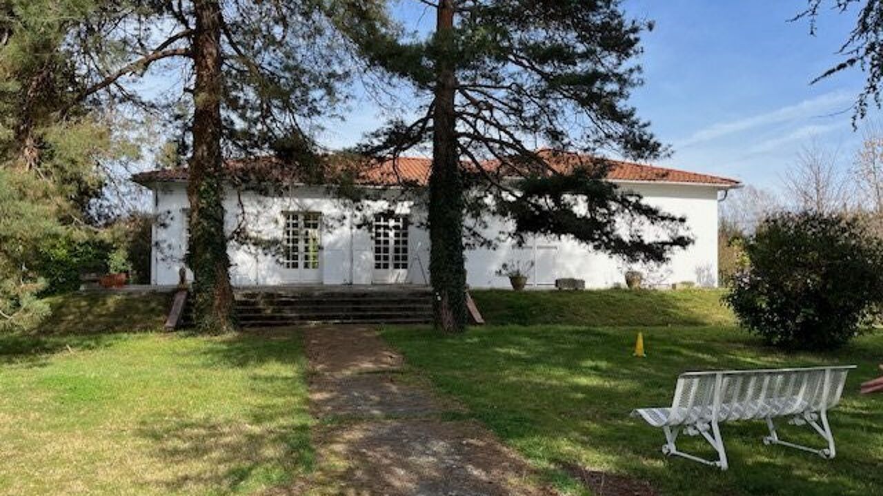 maison 9 pièces 184 m2 à vendre à Varilhes (09120)