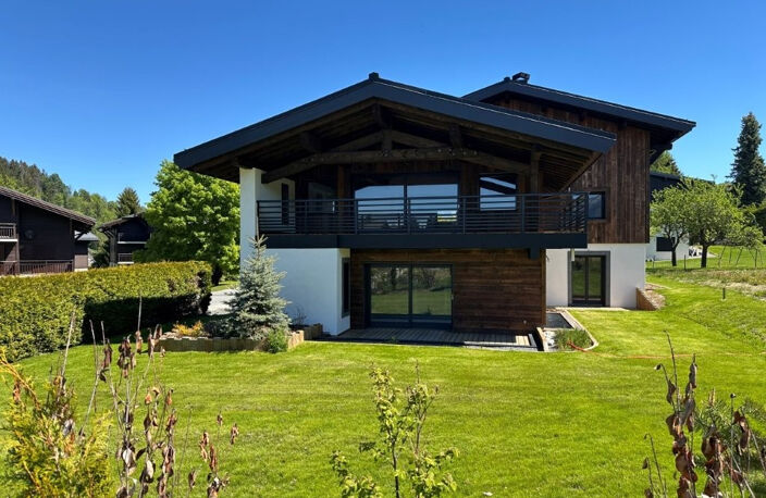 MEGEVE Chalet de 350 m² + 40 m² de garage sur terrain 790 m²  EN FRAIS DE NOTAIRE REDUITS en cours de réalisation — photo 2