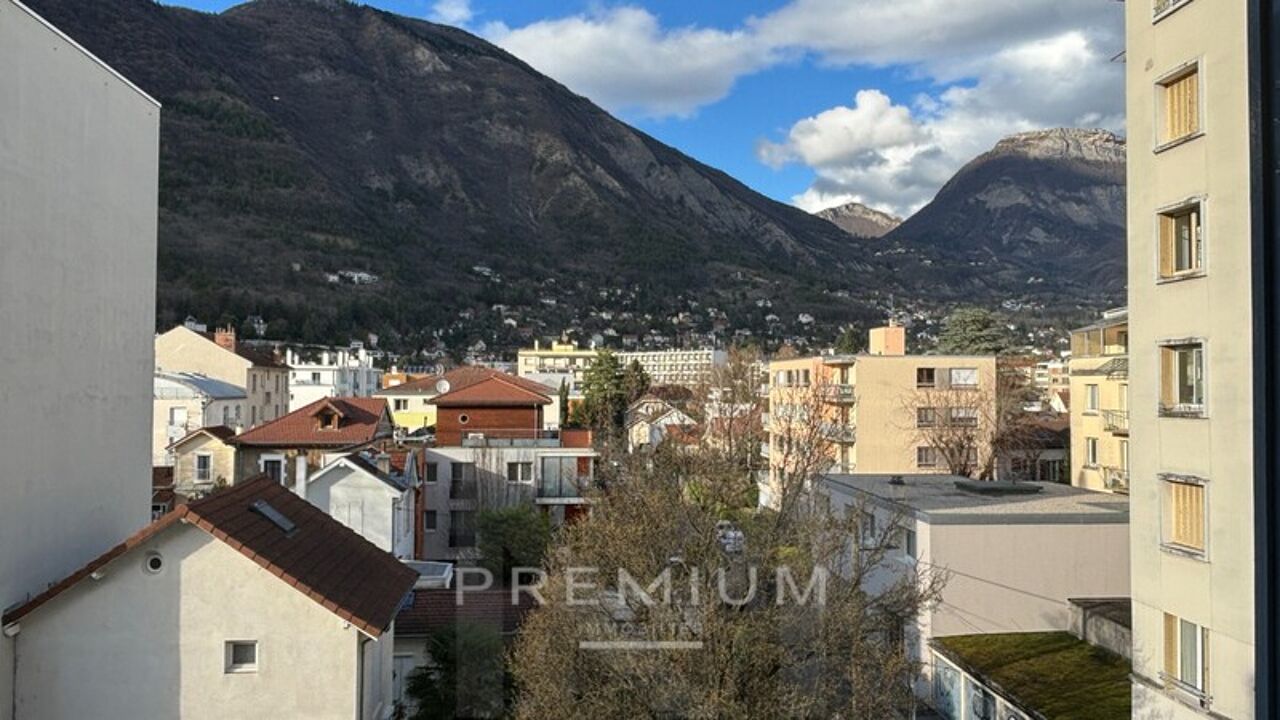 appartement 2 pièces 66 m2 à vendre à Grenoble (38000)