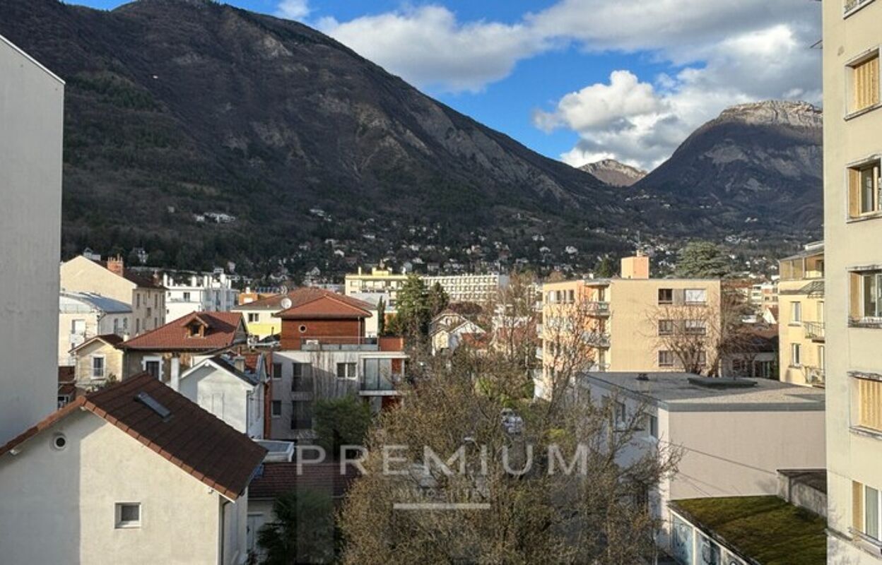 appartement 2 pièces 66 m2 à vendre à Grenoble (38000)