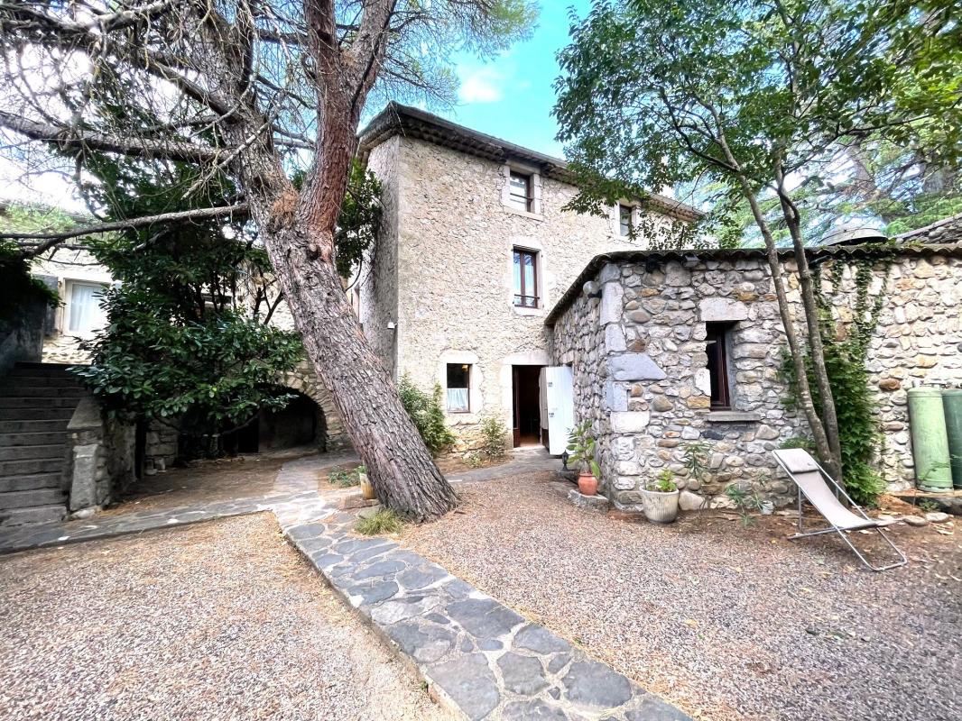 Villa / Maison 12 pièces  à vendre Vallon-Pont-d'Arc 07150