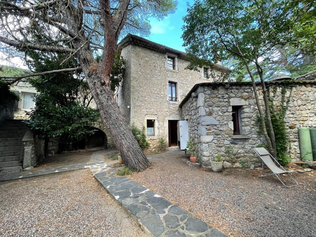 Villa / Maison 12 pièces  à vendre Vallon-Pont-d'Arc 07150