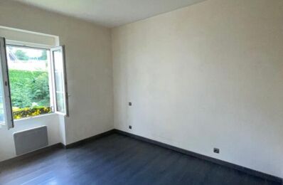 location appartement 510 € CC /mois à proximité de Orchamps (39700)
