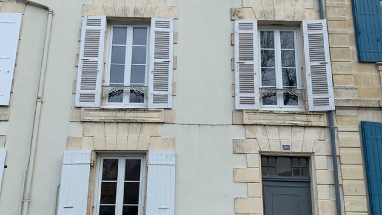 maison 6 pièces 130 m2 à vendre à Saint-Jean-d'Angély (17400)
