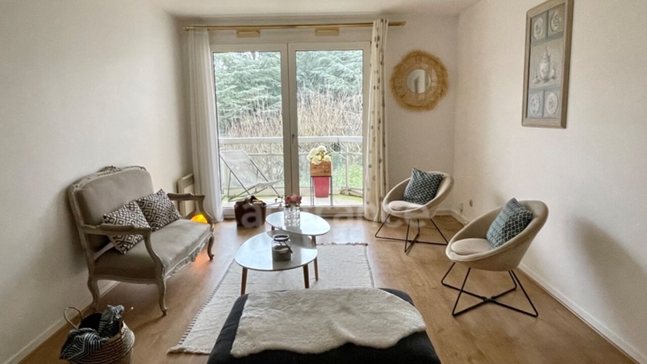 appartement 4 pièces 93 m2 à vendre à La Celle-Saint-Cloud (78170)