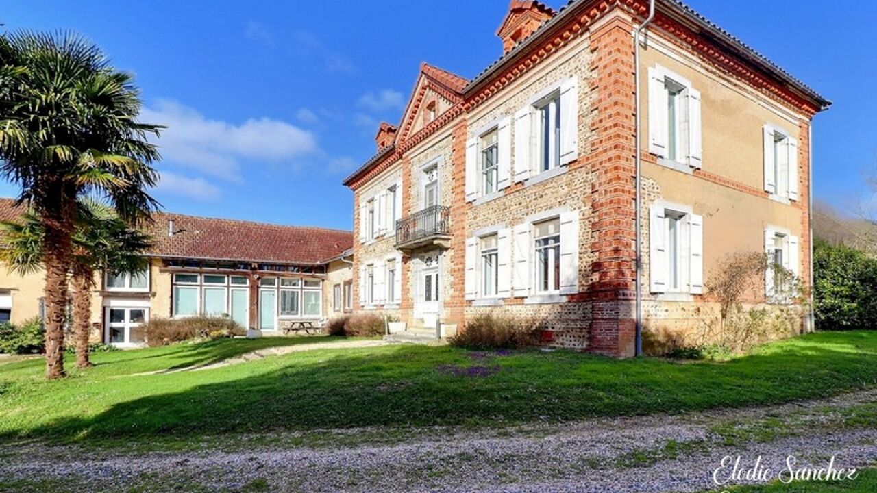 maison 11 pièces 430 m2 à vendre à Tournay (65190)