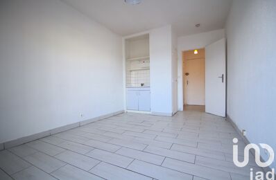 appartement 1 pièces 18 m2 à vendre à Corbeil-Essonnes (91100)