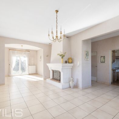 Maison 5 pièces 399000 €