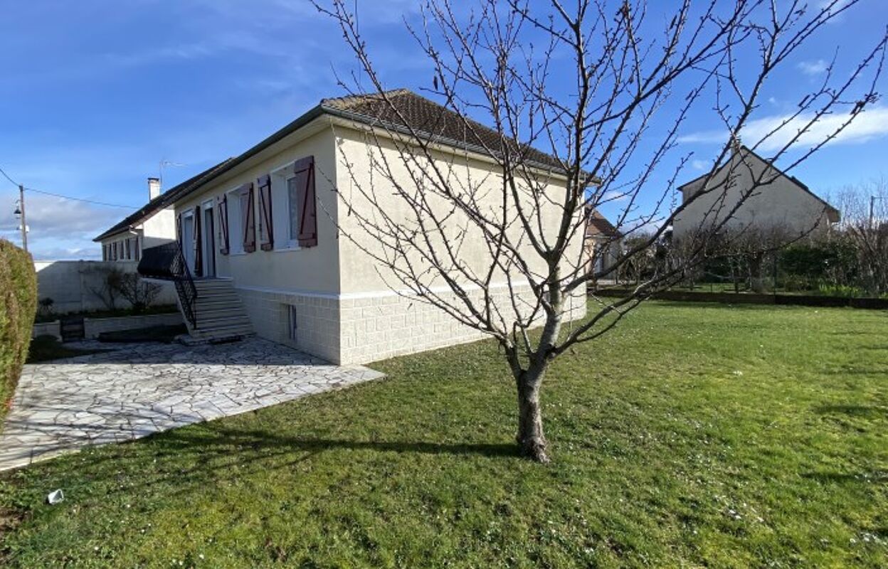 maison 6 pièces 119 m2 à vendre à Villepreux (78450)