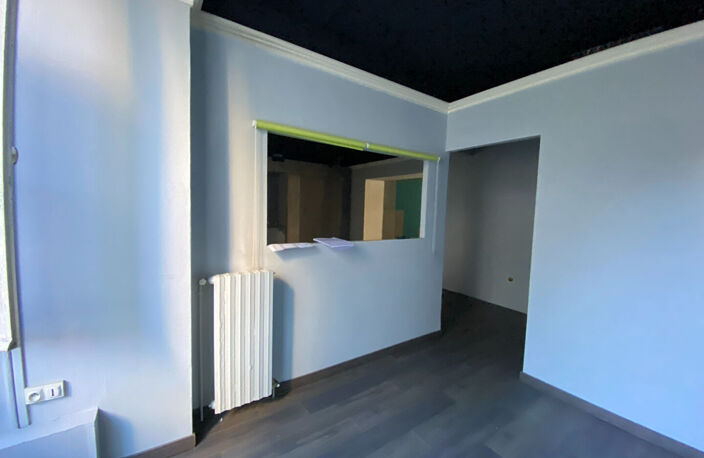 PAU, local 110m² offrant diverses possibilités en centre ville. — photo 4