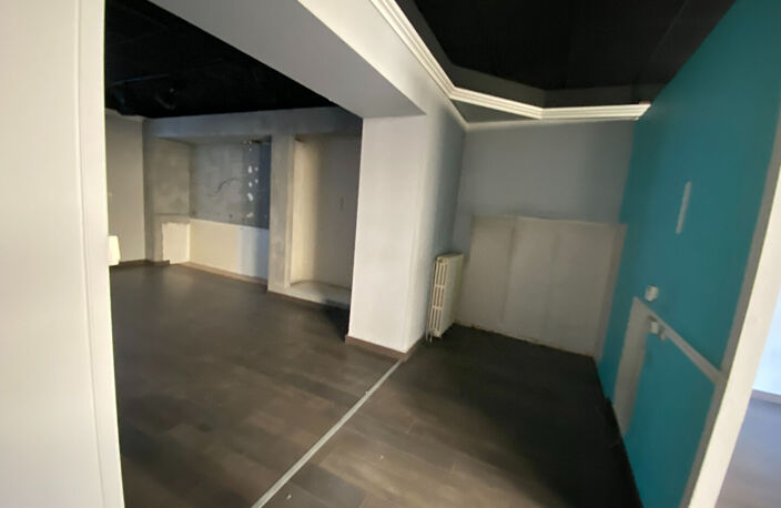 PAU, local 110m² offrant diverses possibilités en centre ville. — photo 5