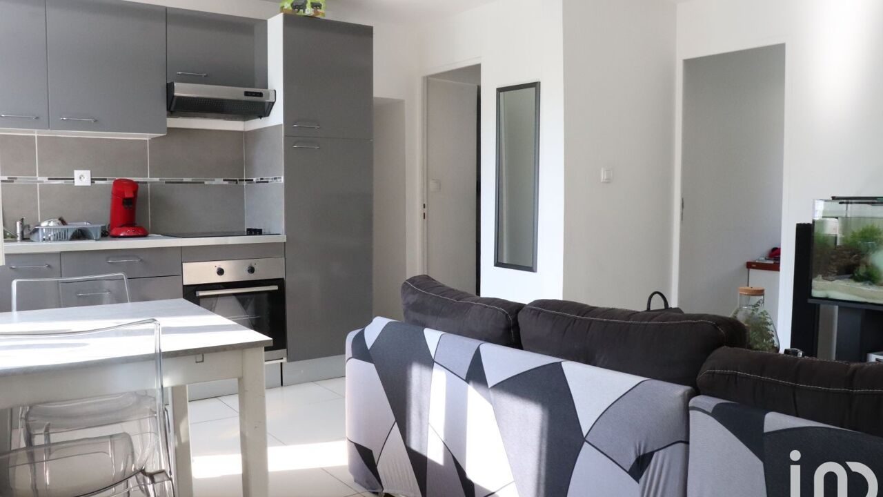 appartement 3 pièces 39 m2 à vendre à Auriol (13390)