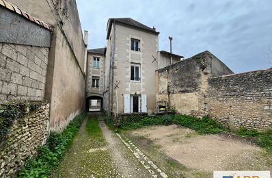 vente immeuble 339 200 € à proximité de Jaunay-Marigny (86130)