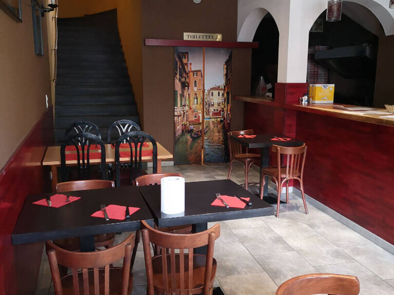 MURS Pizzeria 40 couverts+18 couverts en Terrasse — photo 1