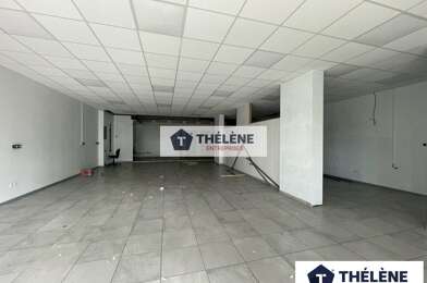 Commerce  320000 €