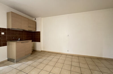 location appartement 245 € CC /mois à proximité de Mercuer (07200)