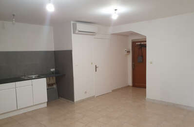 location appartement 475 € CC /mois à proximité de Toulon (83200)