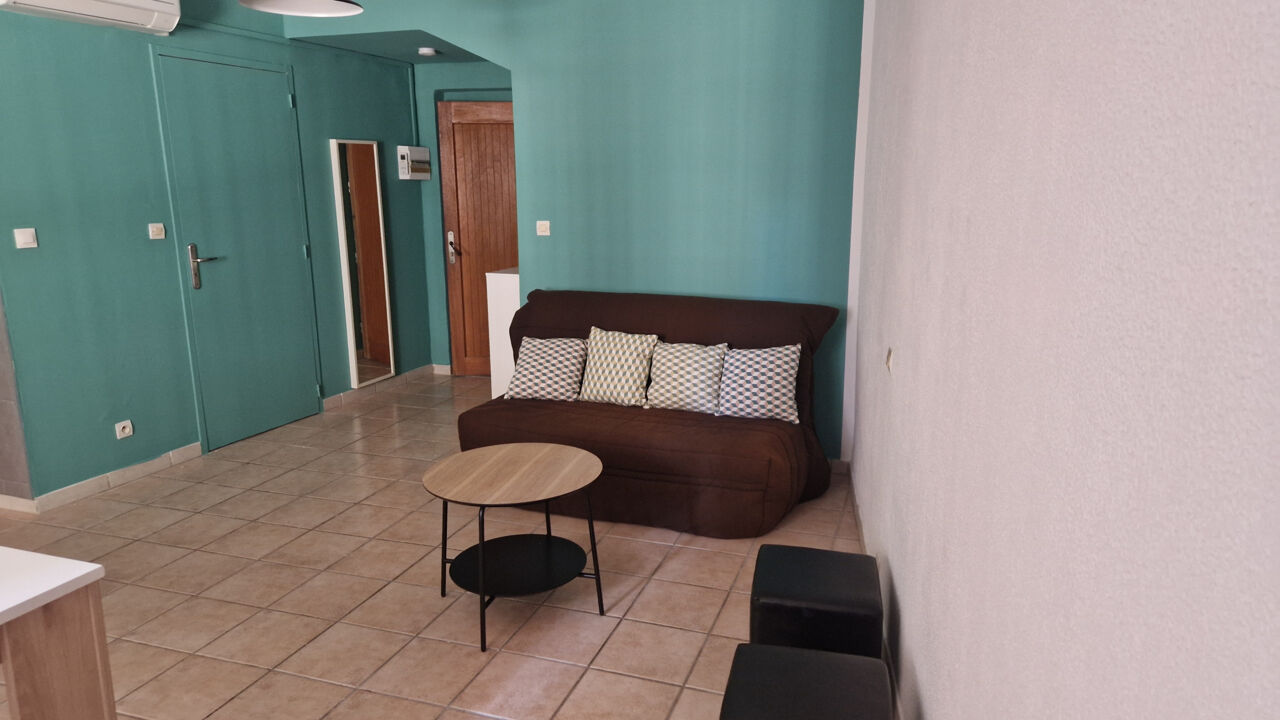 appartement 1 pièces 29 m2 à louer à Solliès-Pont (83210)