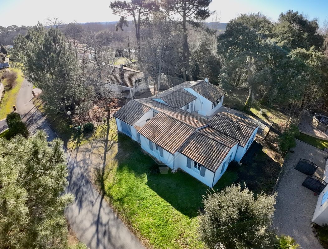 Villa / Maison 4 pièces  à vendre Mathes (Les) 17570