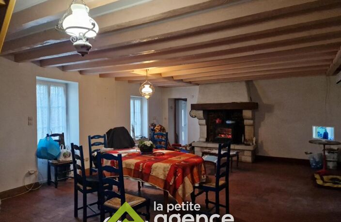 Longère d'une superficie de 127m2 habitable, édifiée sur 470 — photo 4