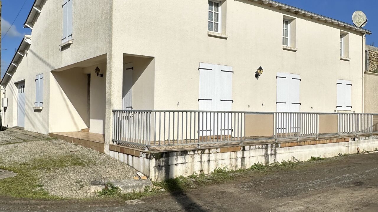 maison 5 pièces 83 m2 à vendre à Sainte-Cécile (85110)