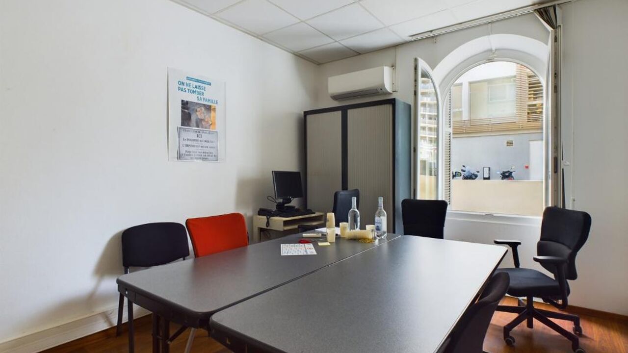 bureau  pièces 40 m2 à vendre à Ajaccio (20000)